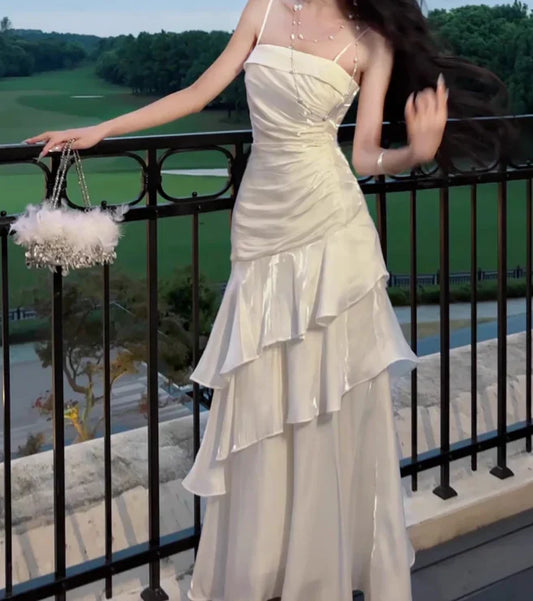 omberprom Vintage A Line Spaghetti Straps Ruffles Long Prom Dress Charming Formal Dress Elegant Evening Party Dress