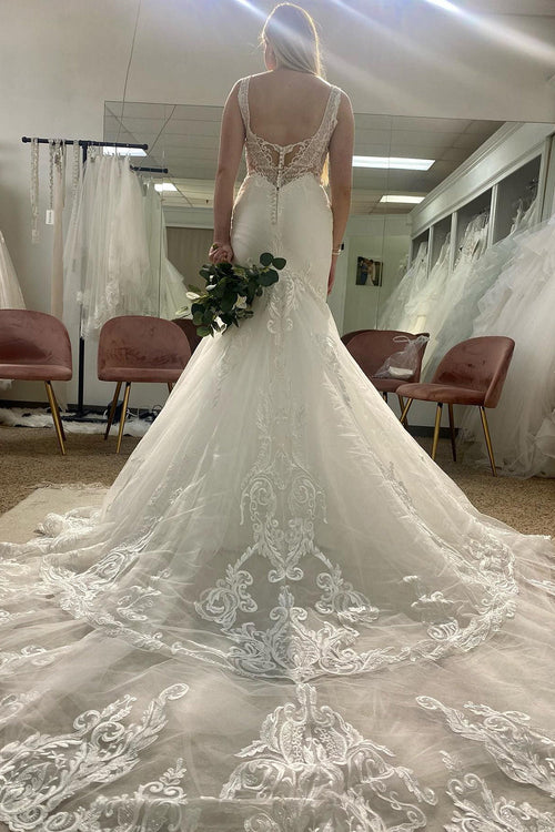omberprom Elegant Deep V-Neck Mermaid Long Wedding Dress with Lace