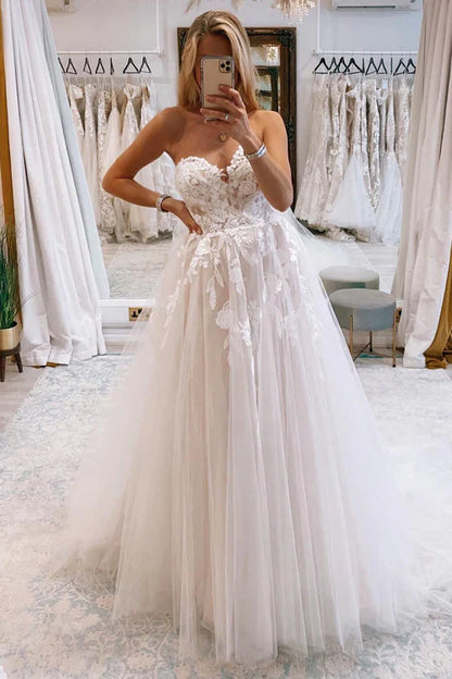 omberprom Elegant Long Tulle A-Line Wedding Dress with Lace