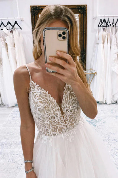 omberprom Elegant A-Line Backless Tulle Long Wedding Dress with Appliques