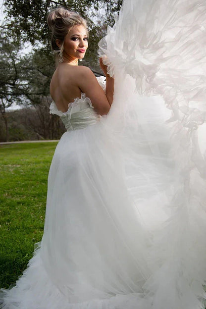 omberprom Elegant A-Line Wedding Dress Strapless Tulle Dresses
