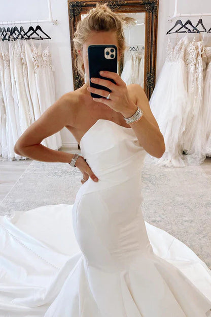 omberprom Elegant Strapless Satin Long Mermaid Wedding Dress Simple Bridal Gown