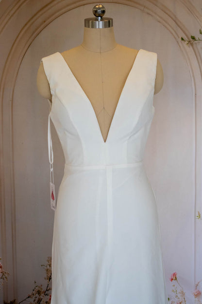White Elegant Mermaid V-Neck Sweep Train Satin Wedding Dress with Front Slit