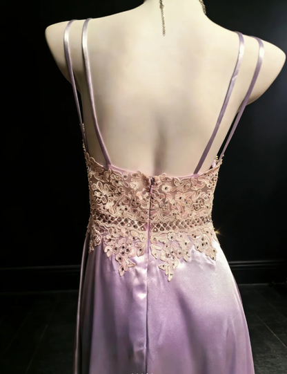 Elegant Spaghetti Straps Lace Appliques Beaded Long Wedding Guest Dress Purple Party Dress Prom Dress SP1587