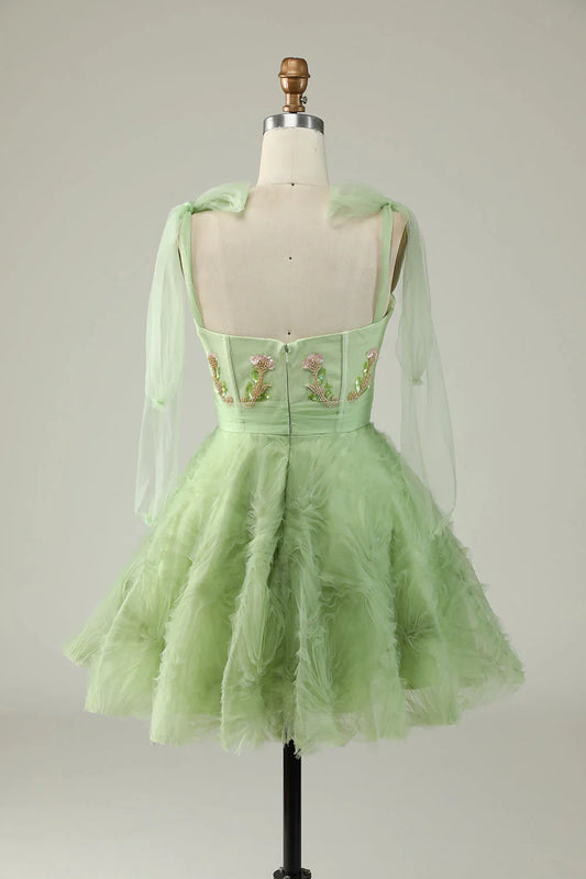 omberprom A Line Sweetheart Green Short Homecoming Dress with Appliques Lovely Graduation Dress
