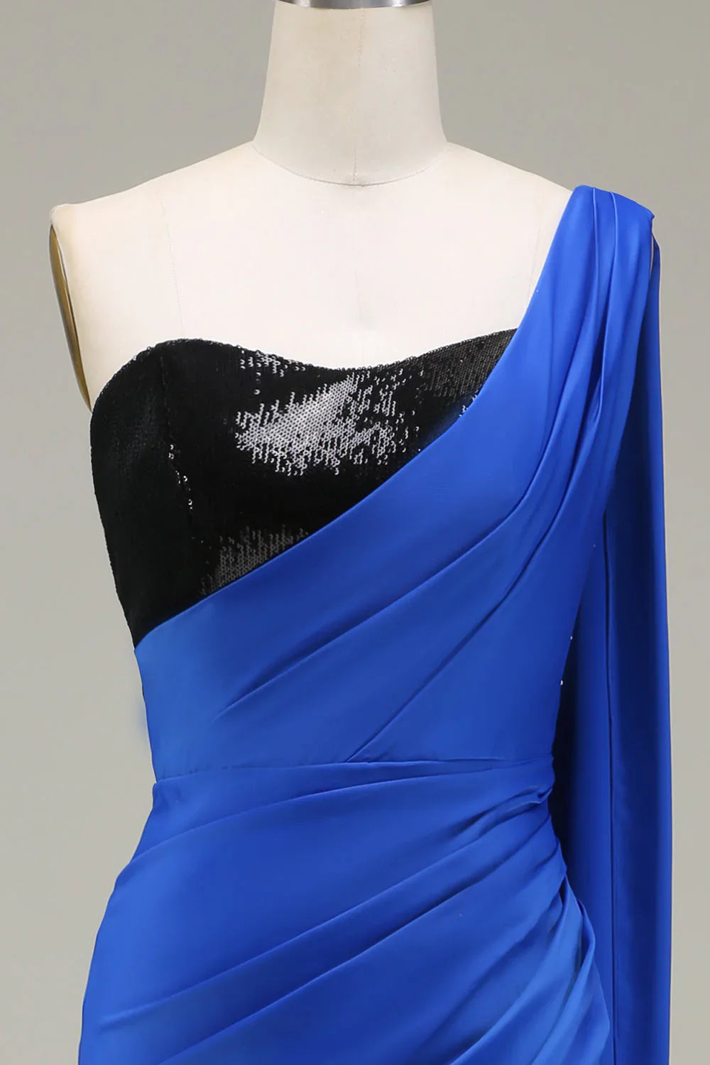 omberprom Royal Blue One Shoulder Mermaid Evening Dress Sequin Pleated Prom Dress with Slit