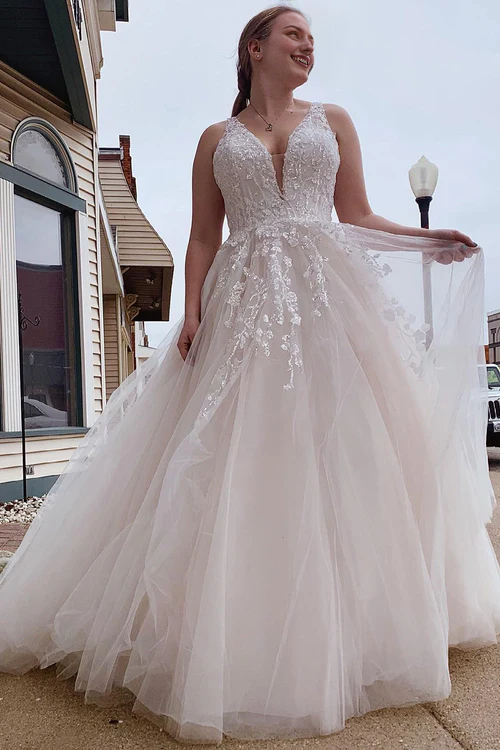 omberprom Elegant A-Line Tulle Sparkly Wedding Dress with Appliques