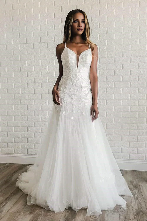 omberprom Elegant A-Line Tulle Spaghetti Straps Wedding Dress with Appliques Romantic Bridal Gown