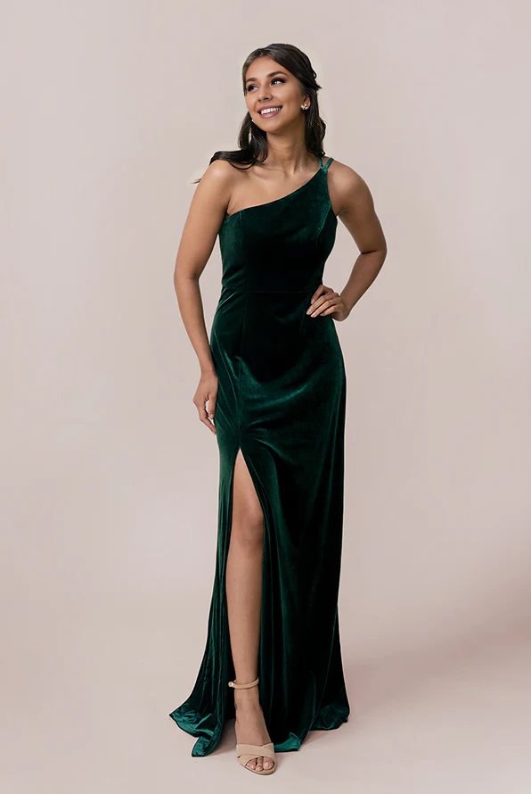 omberprom Elegant Velvet Dress Ruched Long Sleeve Formal Dress for Wedding Guest