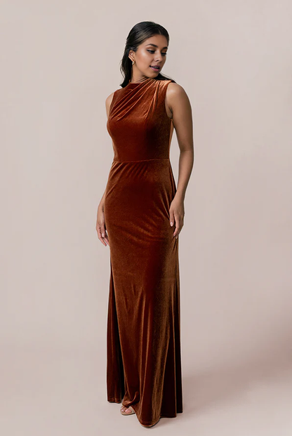 omberprom Elegant Round Neck Velvet Dress Ruched Long Sleeve Formal Dress for Wedding Guest