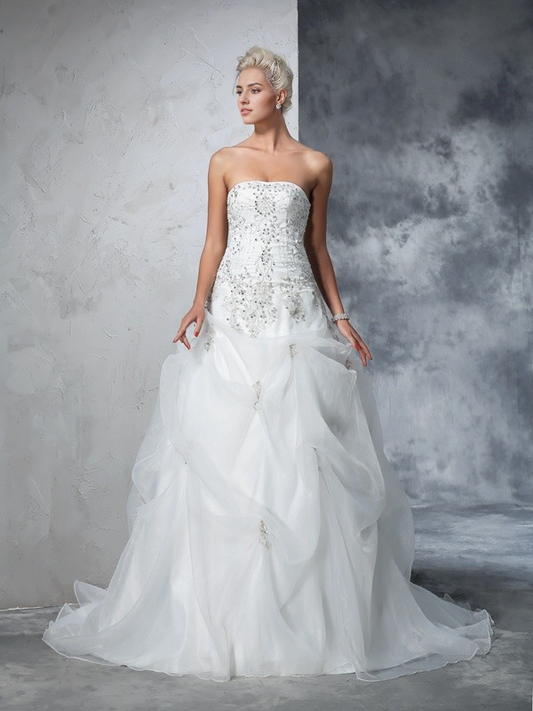 omberprom Dress To A Wedding Ball Gown Strapless Beading Sleeveless Long Organza Dress For Wedding
