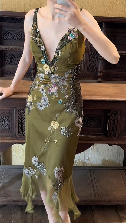 Vintage Green V Neck Chiffon Beaded Appliques Mermaid Prom Gown Long Party Dress SP854