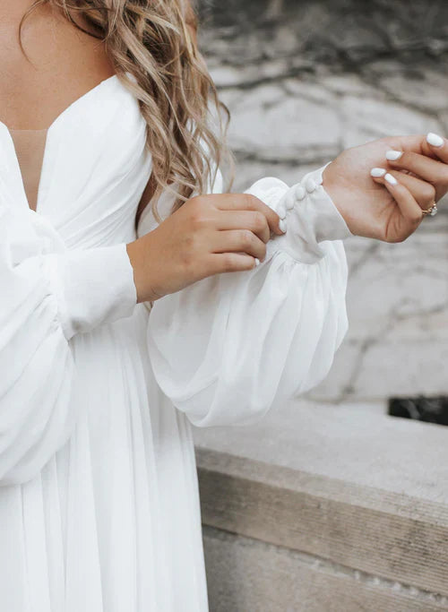 omberprom Elegant A-Line Sweetheart Long Sleeves Sweep Train Wedding Dress Simple Bridal Gown