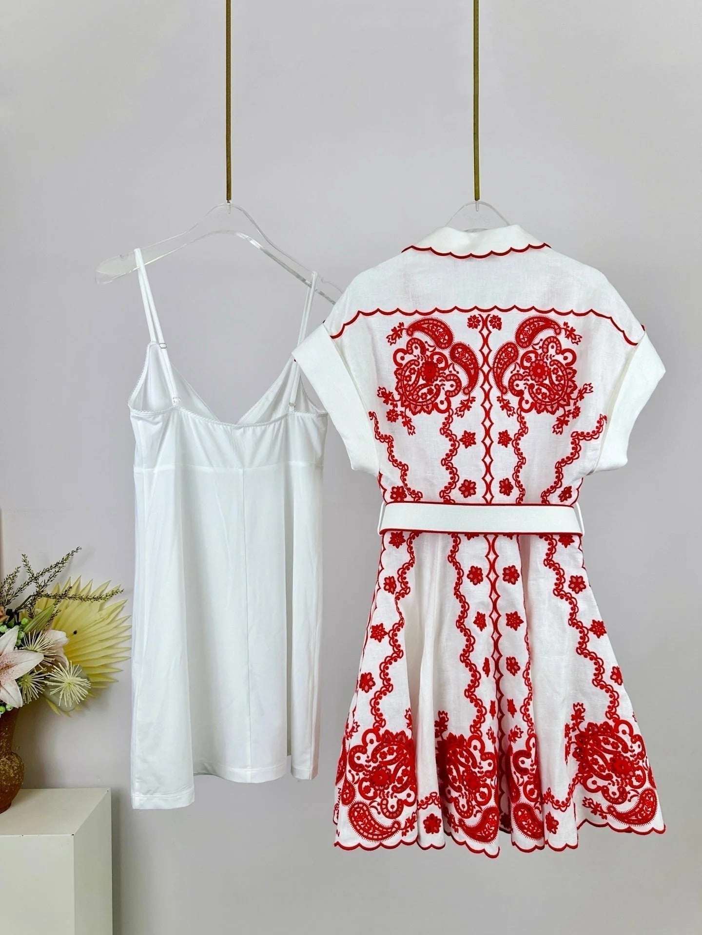 ZIMMERMANN EMBROIDERED SHORT-SLEEVE MINI DRESS 270267