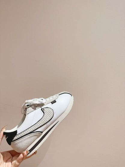 Nike Cortez Sneaker White Light Grey Suede 552043