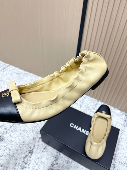 Chanel 26 Ruffle Brown Black Ballet Flats in Lambskin 591374
