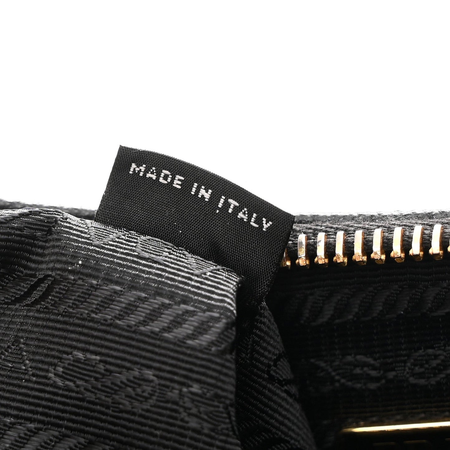 Saffiano Lux Re-Edition 2005 Shoulder Bag Black