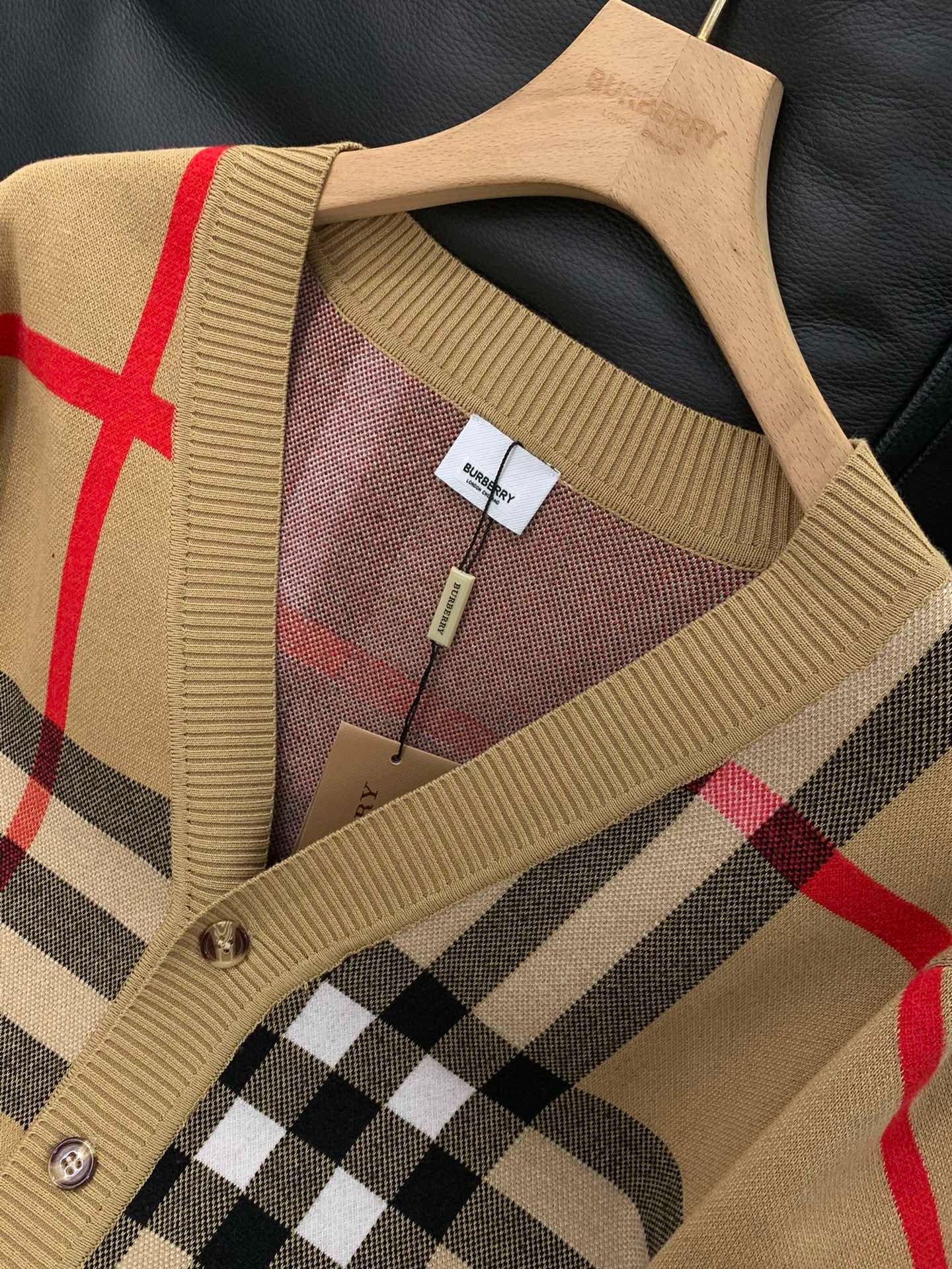 BURBERRY 25S CARDIGAN 259