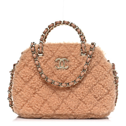 Shearling Quilted Shiny Coco Clutch With Chain Dark Beige