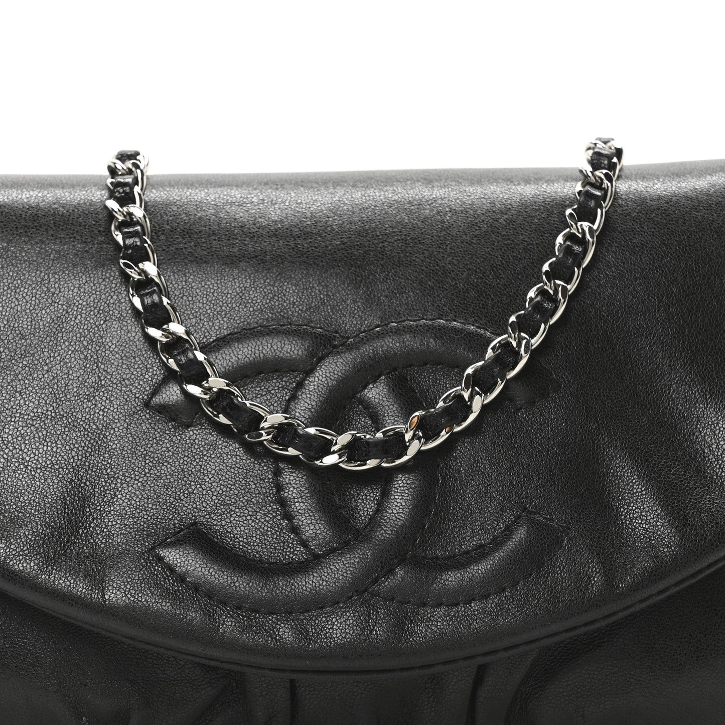 Lambskin Half Moon Wallet On Chain WOC Black