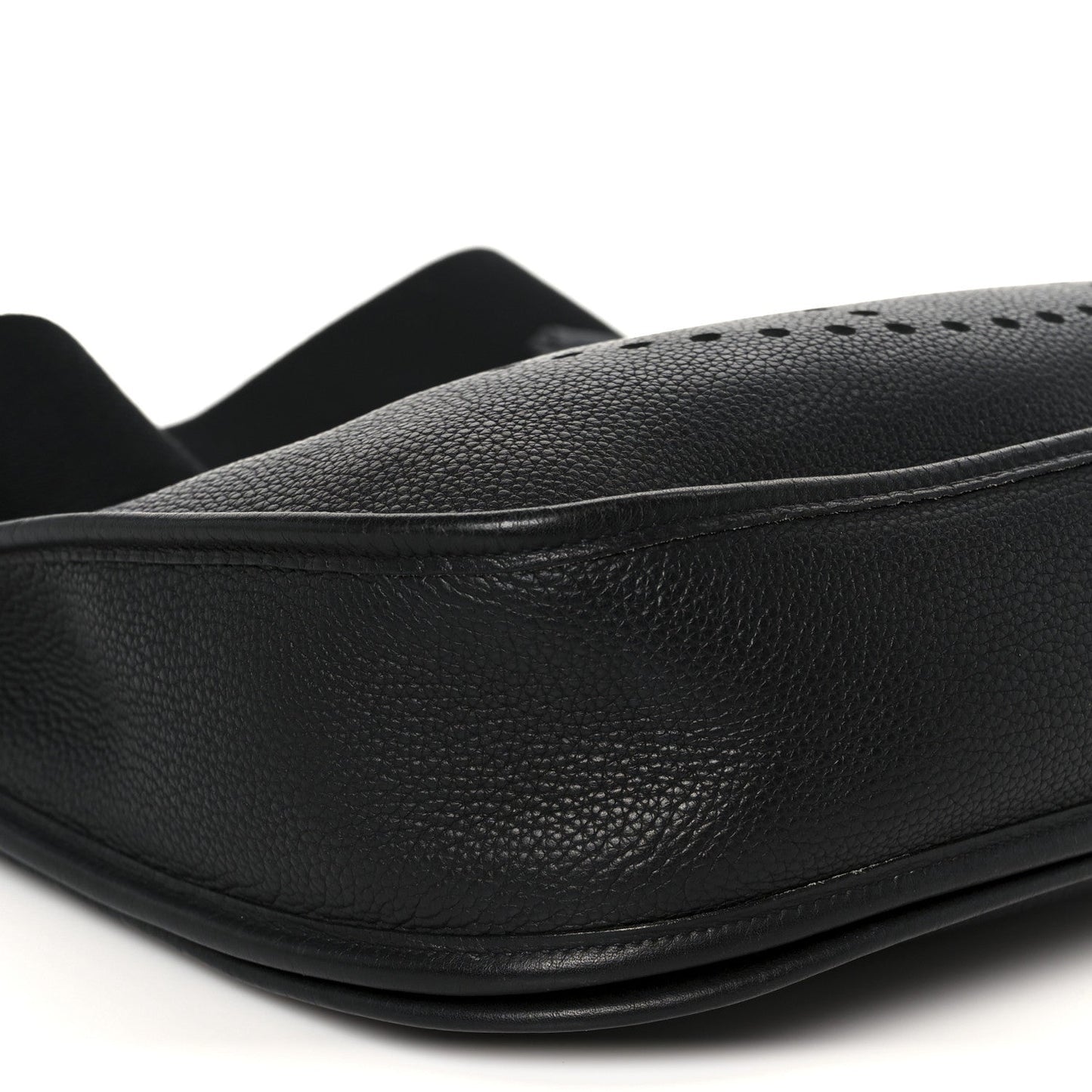 Taurillon Clemence Evelyne II PM Black