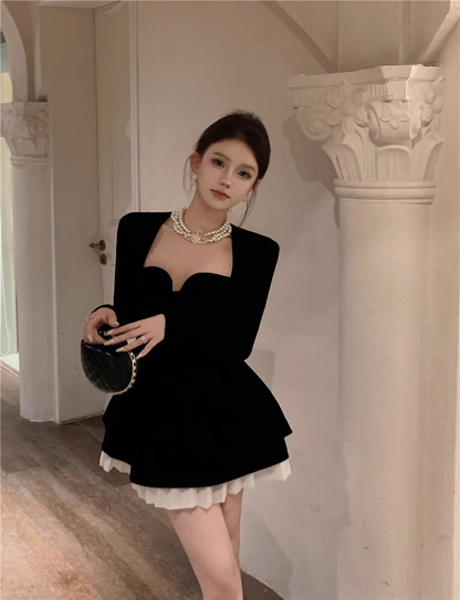 Vintage Black Sweetheart Design A-line Long-sleeved Homecoming Dress TP3714