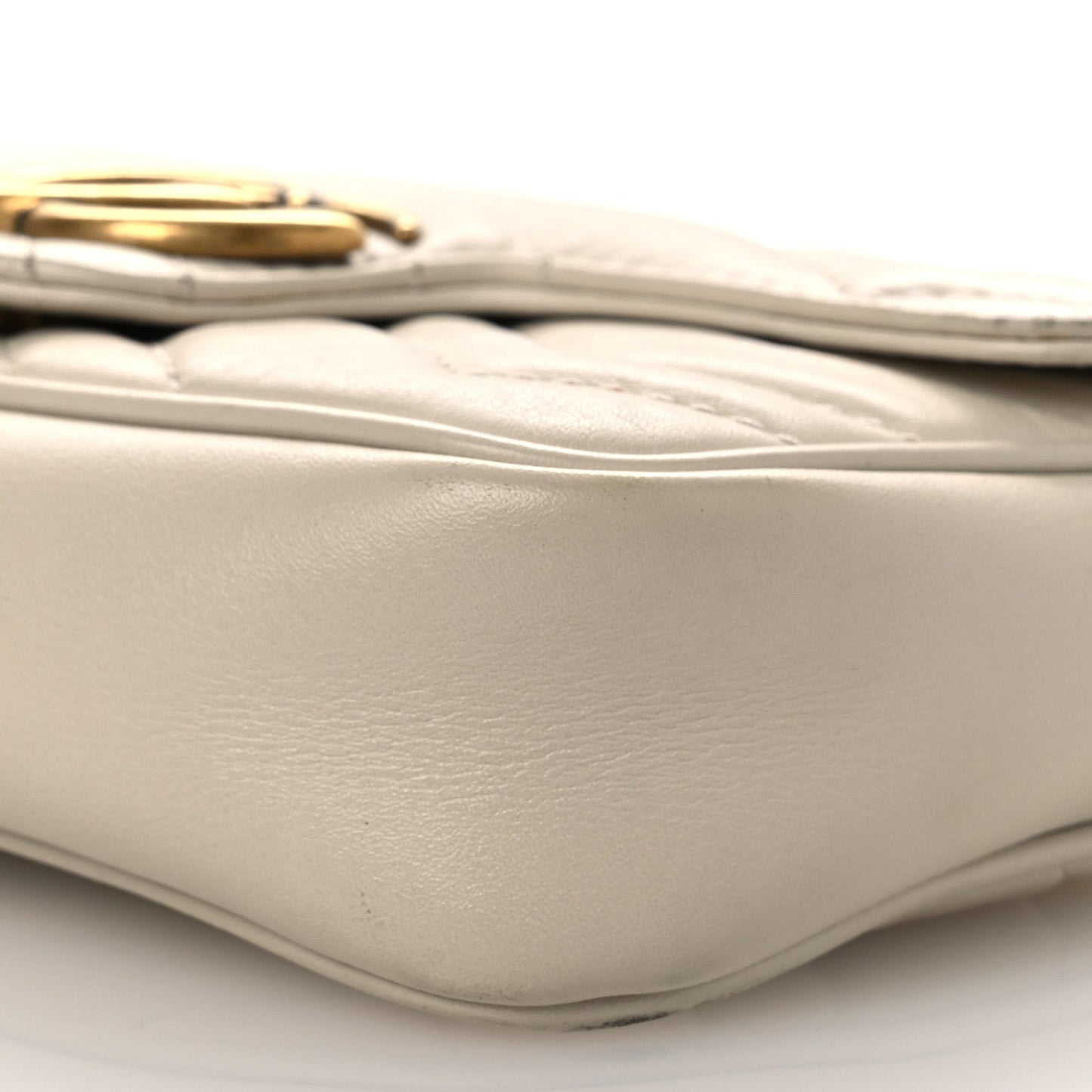 Calfskin Matelasse Super Mini GG Marmont Shoulder Bag White