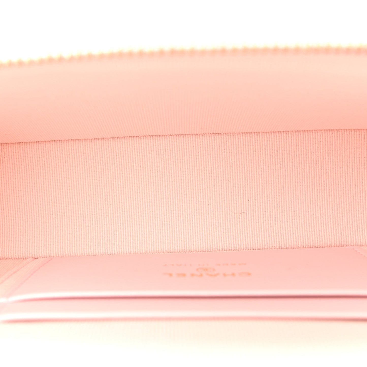 Caviar Quilted Top Handle Slim Vanity With Chain Light Pink