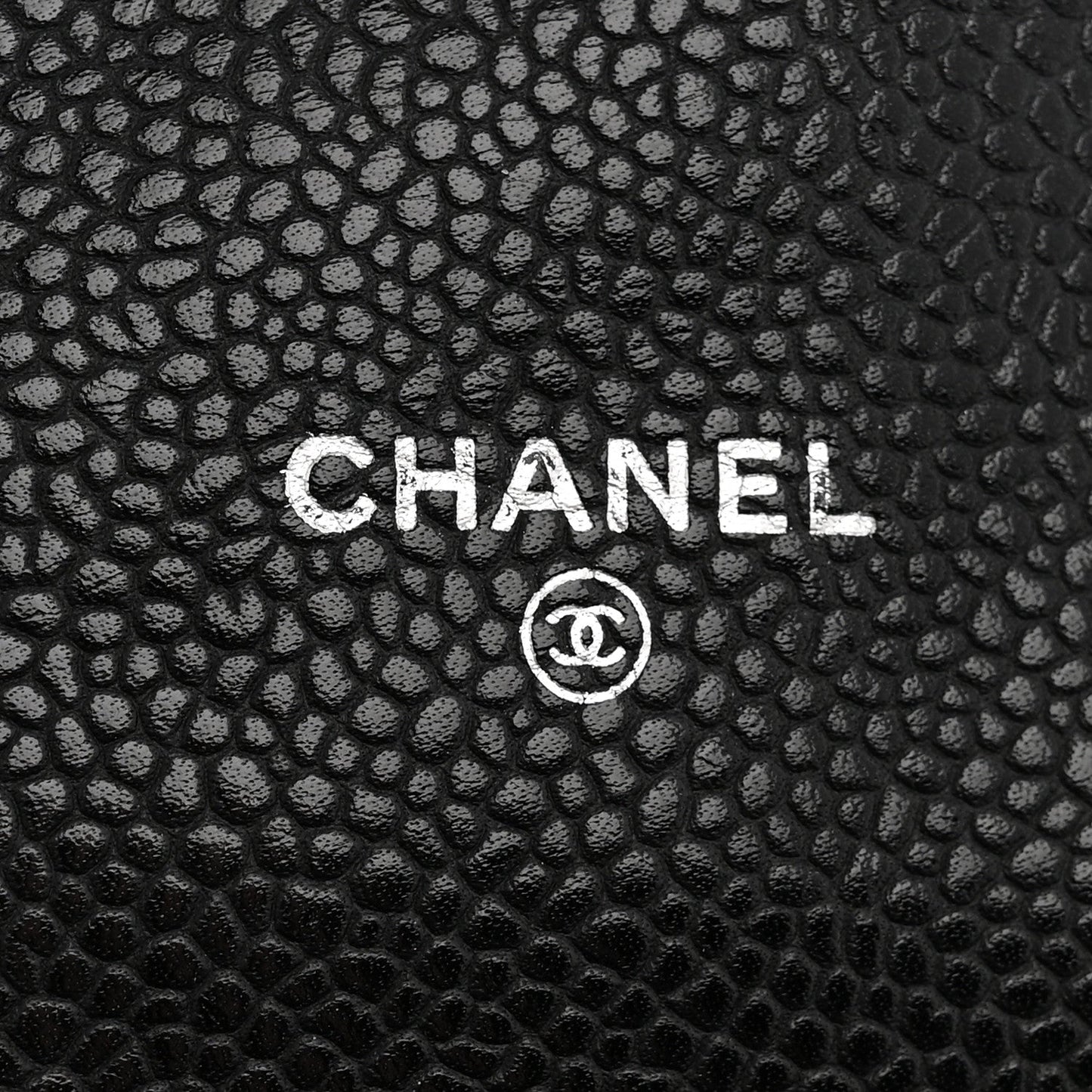 Caviar Half Moon Wallet On Chain WOC Black