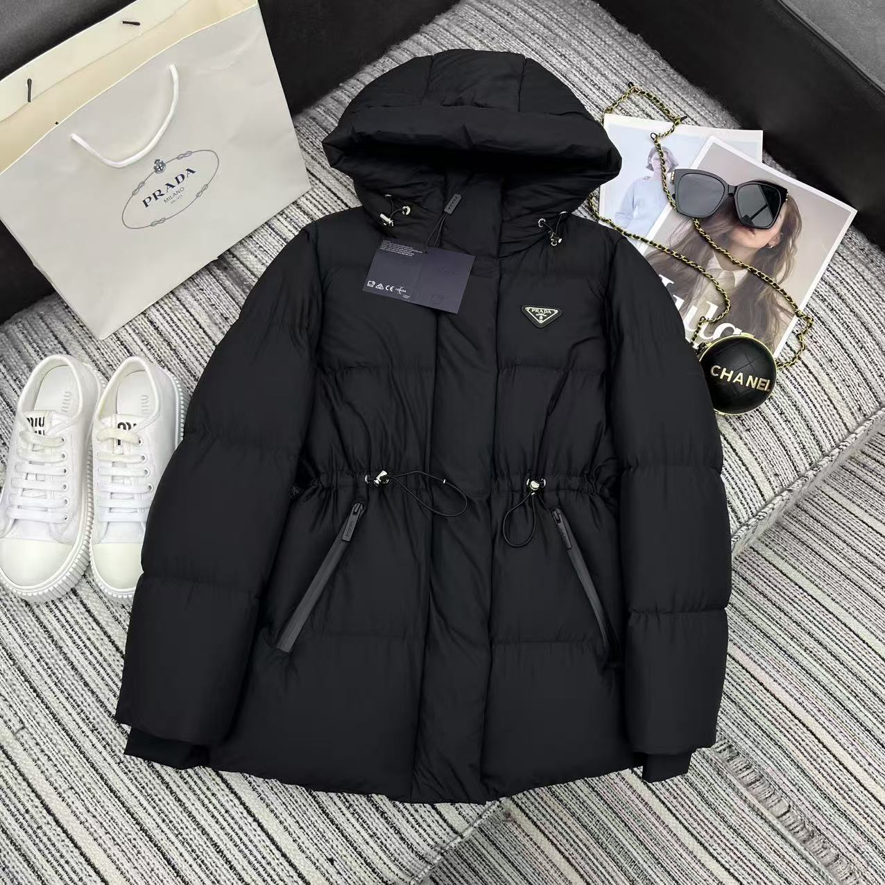 Prada 2025 Drawstring Waist Hooded Mig-length Jacket Down Polyester