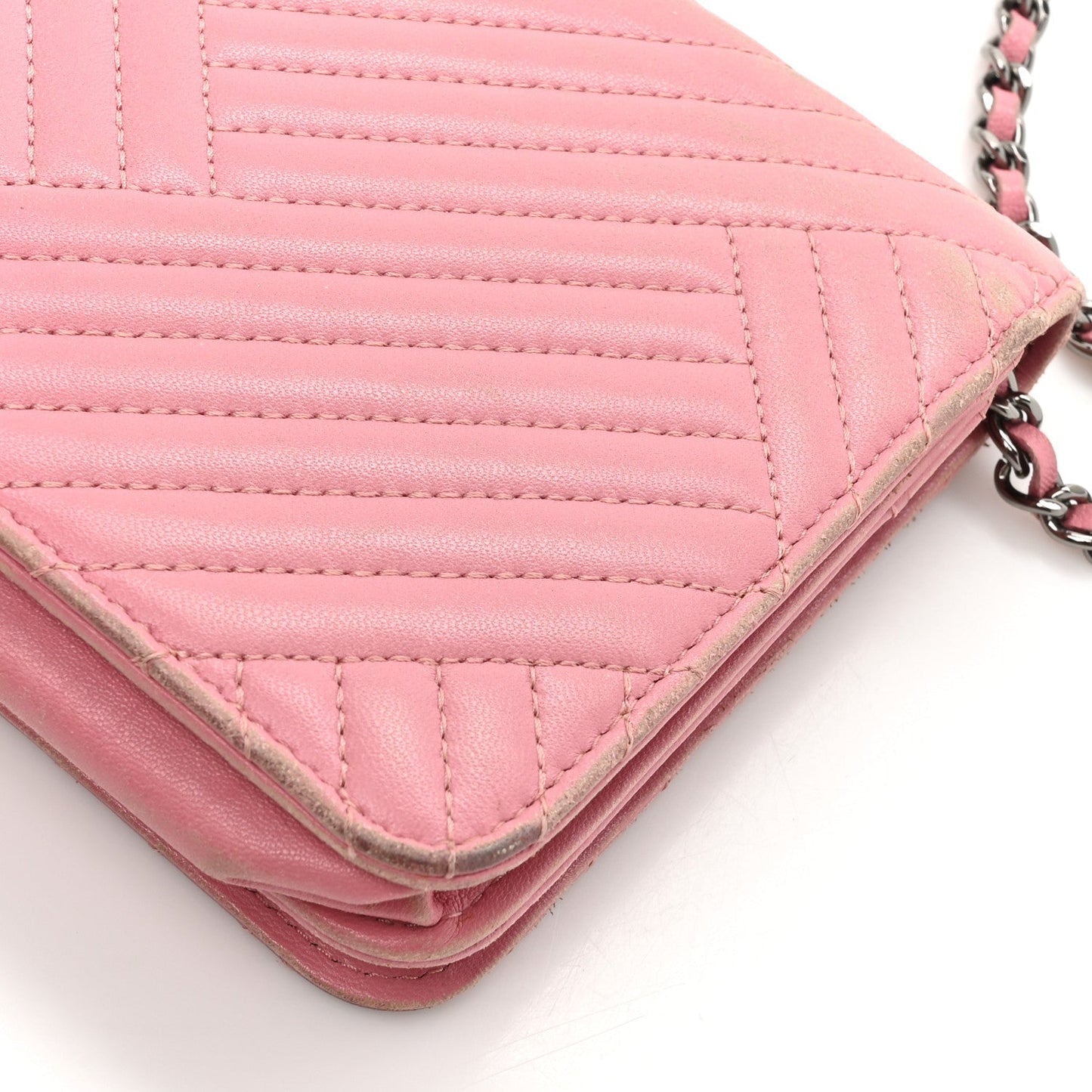Lambskin Quilted CC Crossing Wallet On Chain WOC Pink