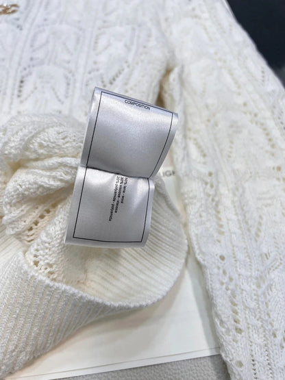 CHANEL 25S LONG-SLEEVE SWEATER 441