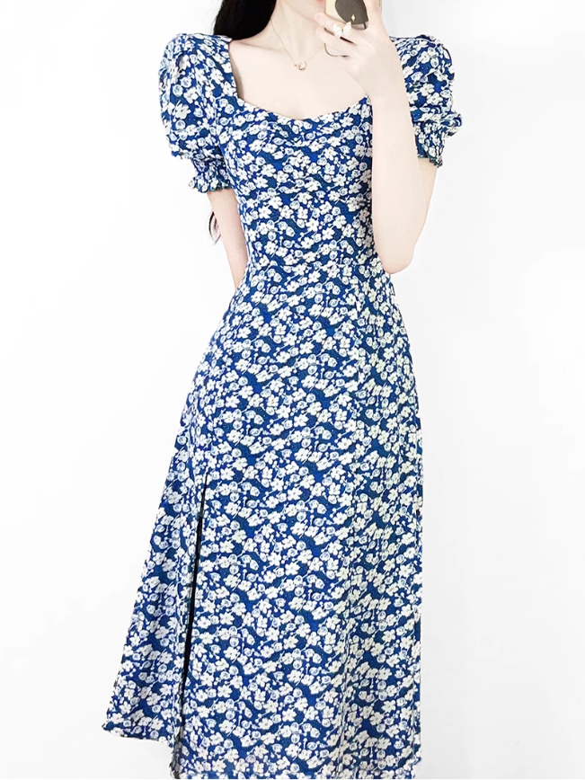 2025 Summer New French Square Neck Blue Temperament Floral Holiday Platycodon Dress R0940