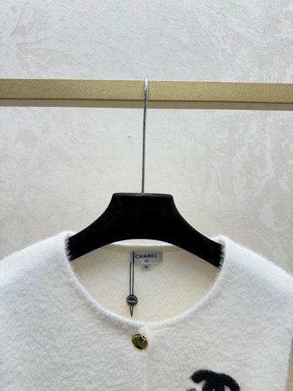Chanel 2025 Cardigan White and Black Wool Faux Fur Trim