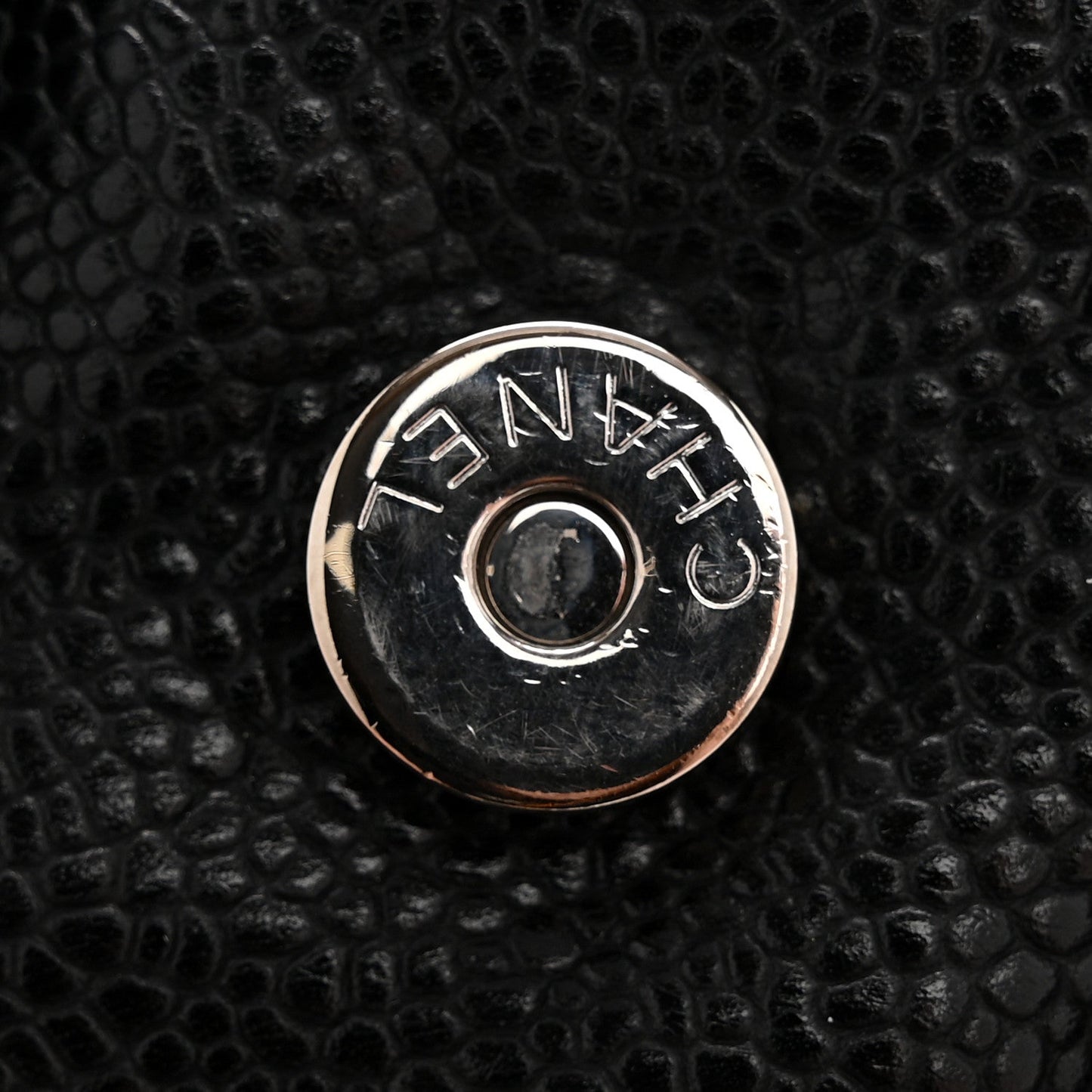 Caviar Half Moon Wallet On Chain WOC Black