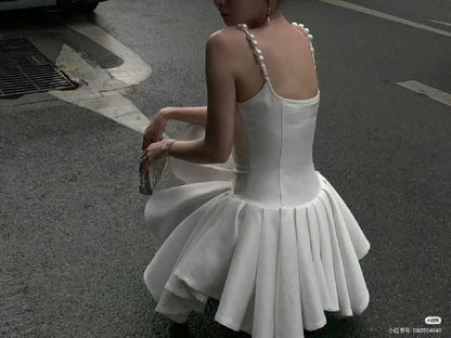 White pearl suspender slim body, irregular skirt, homecoming dress R2513