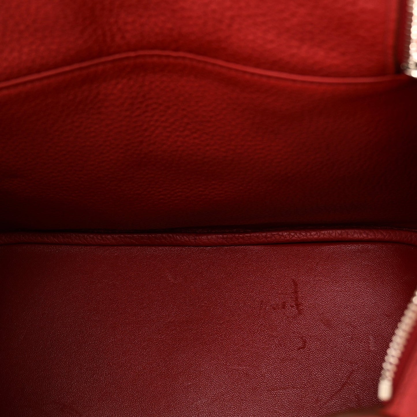 Taurillon Clemence Lindy 30 Rouge Garance