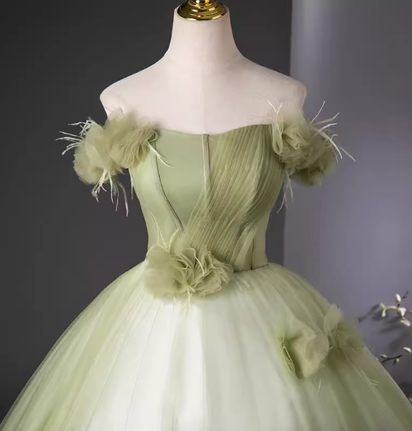 Bohemian Green Strapless Feather Floral Tulle Ball Gown Evening Dresses Sweet 16 Dresses
