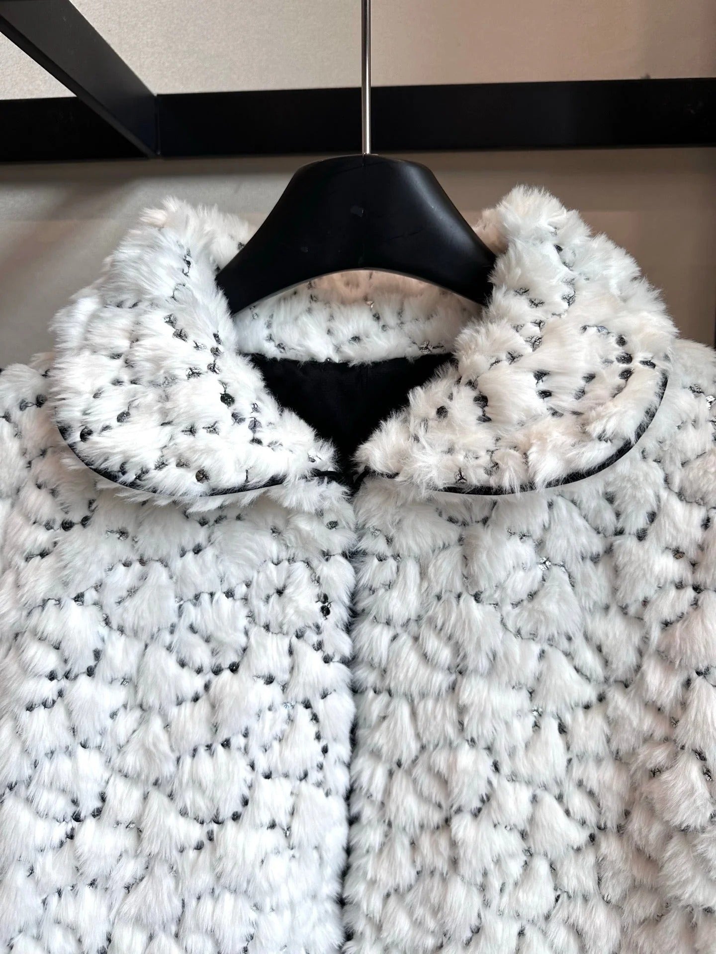 CHANEL 25S VELVET SEQUIN-EMBELLISHED JACKET 463