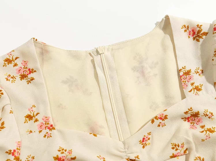 2025 Summer New French Square Neck Puff Sleeve Mid-Length Floral Waist Dress R0928