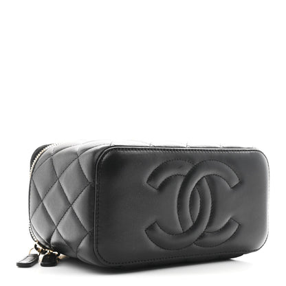 Lambskin Quilted Pearl Crush Small Vanity Case With Chain Black