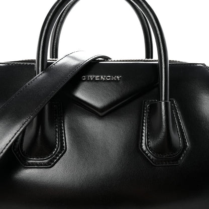 Shiny Lord Calfskin Medium Antigona Black