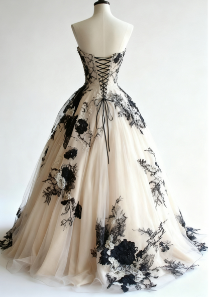 Light Champagne A-Line Sweetheart Neckline Tulle Applique Wedding Dresses, Vintage Long Prom Gowns