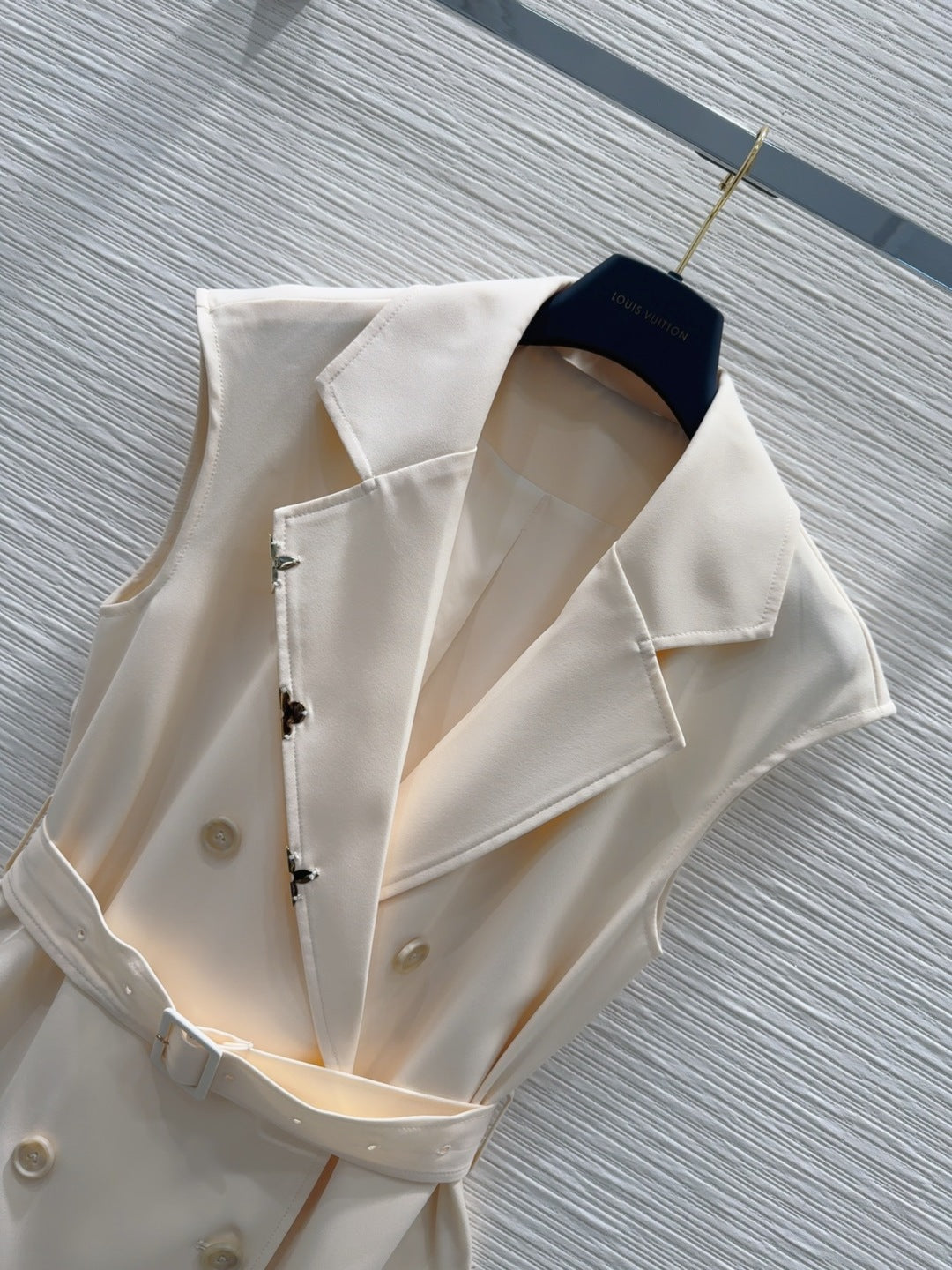 LV 25 Versatile Vest Jacket Black Beige Polyester