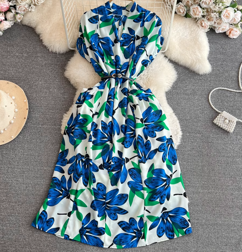 Beach vacation long dress gentle style short sleeves V-neck waist medium length A-line plaid dress R0358