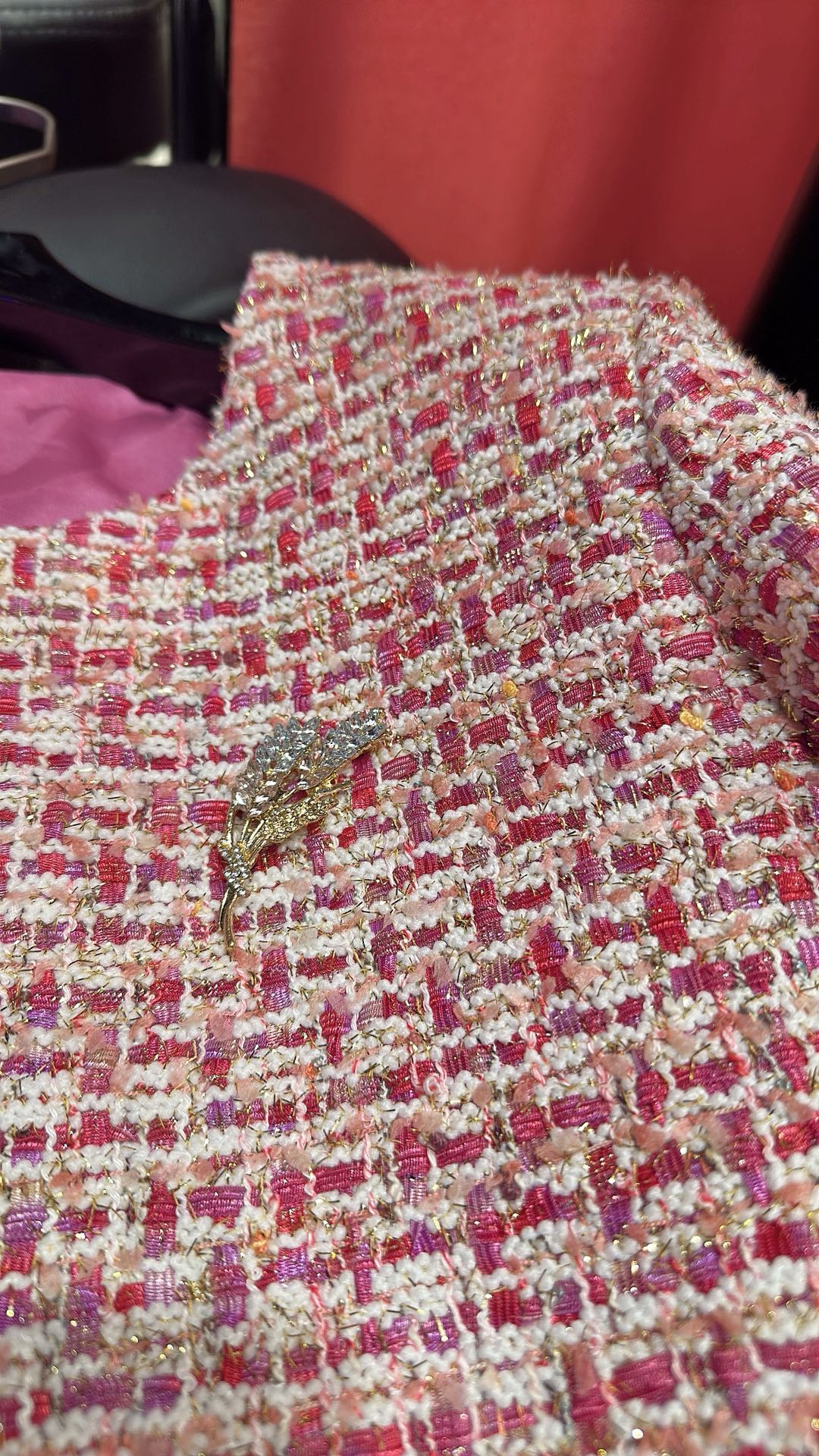 CC 25F Crew Neck Brooch Jacket Pink Cotton