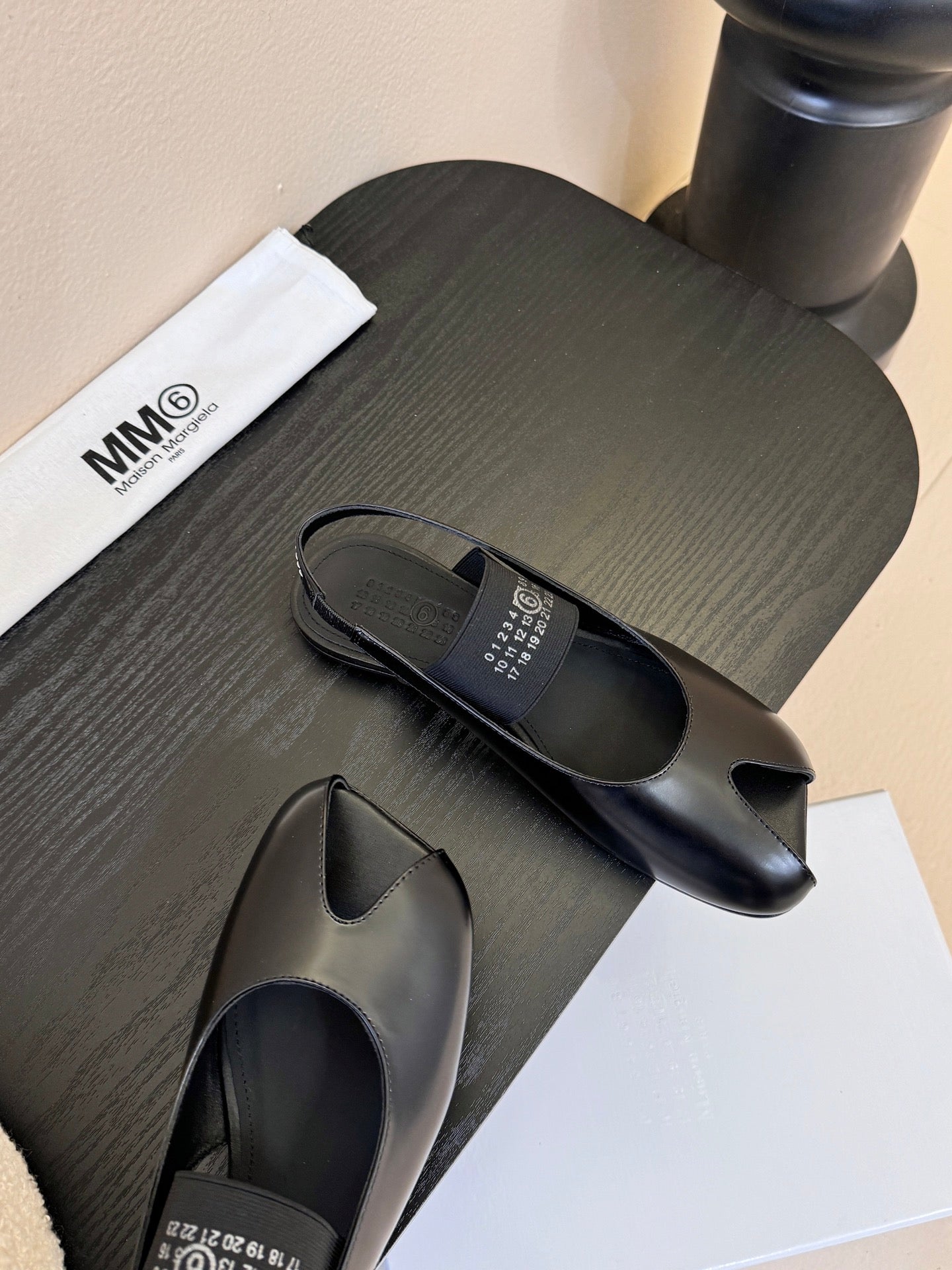 Maison Marginal Apple Toe Ballet Sandals Black in Cowhide 580433