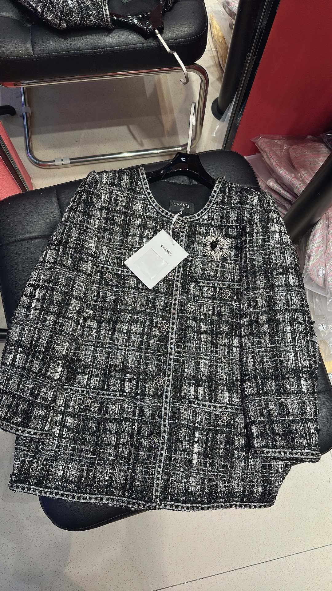 CC Mid-Length Coat with Three-Quarter Ssleeves Black Premium Fabrics