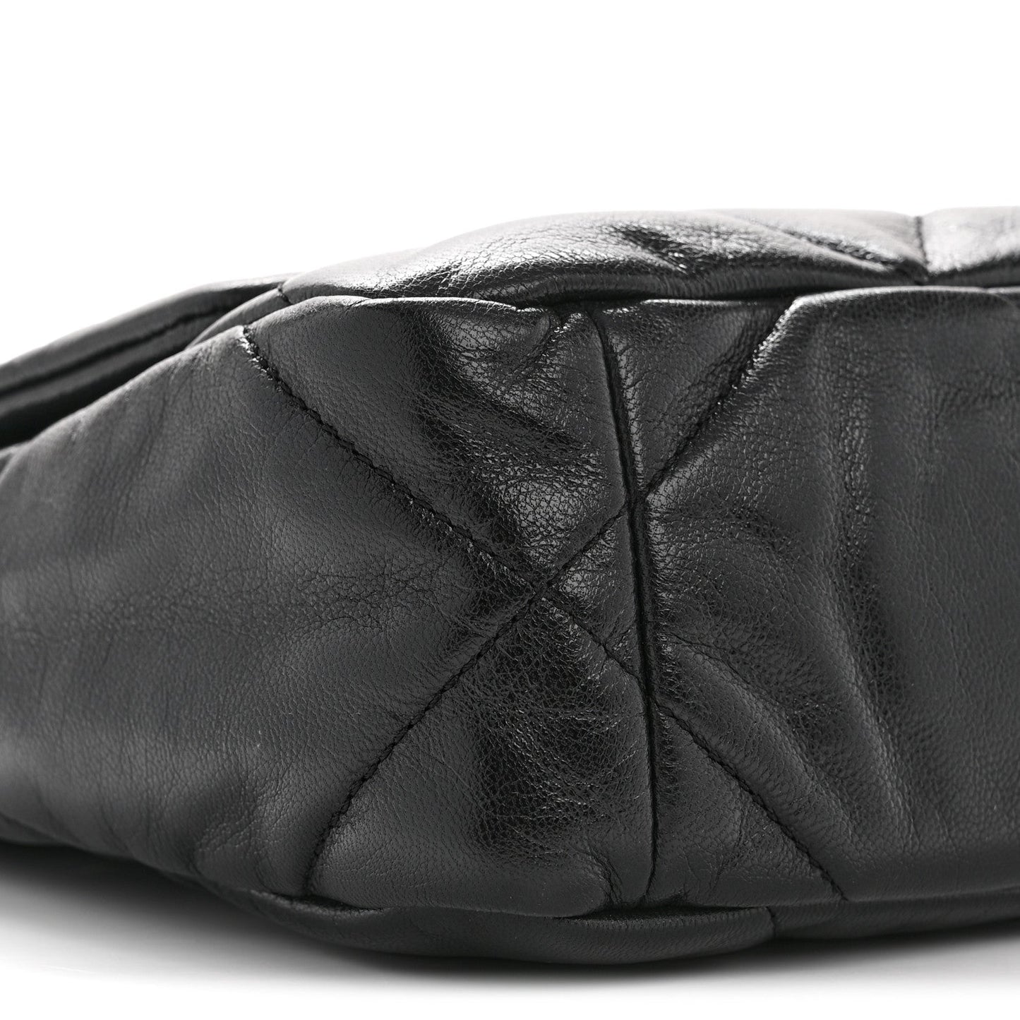 Goatskin Quilted Medium Chanel 19 Flap Black