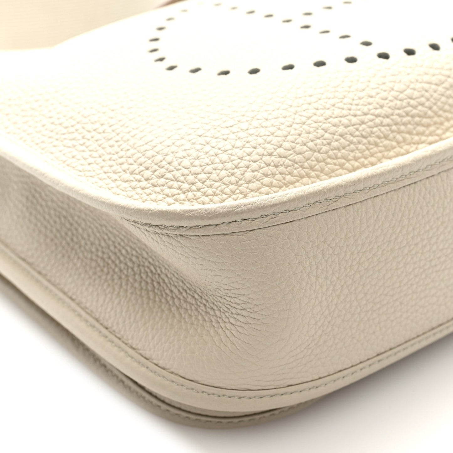 Taurillon Clemence EVELYNE III PM Beton